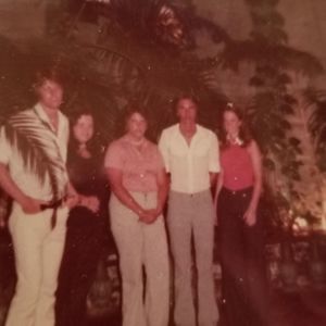 Meet your Posher, Lori